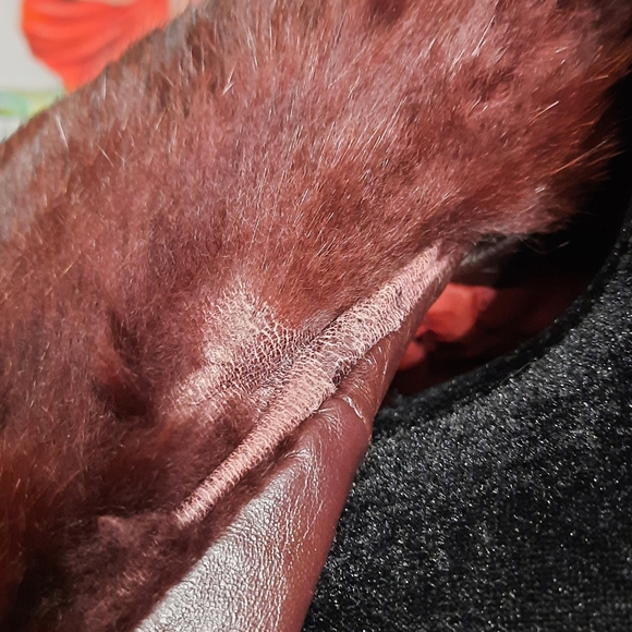 ~{Vintage}~ Fur collar red leather jacket. - Picture 9 of 12